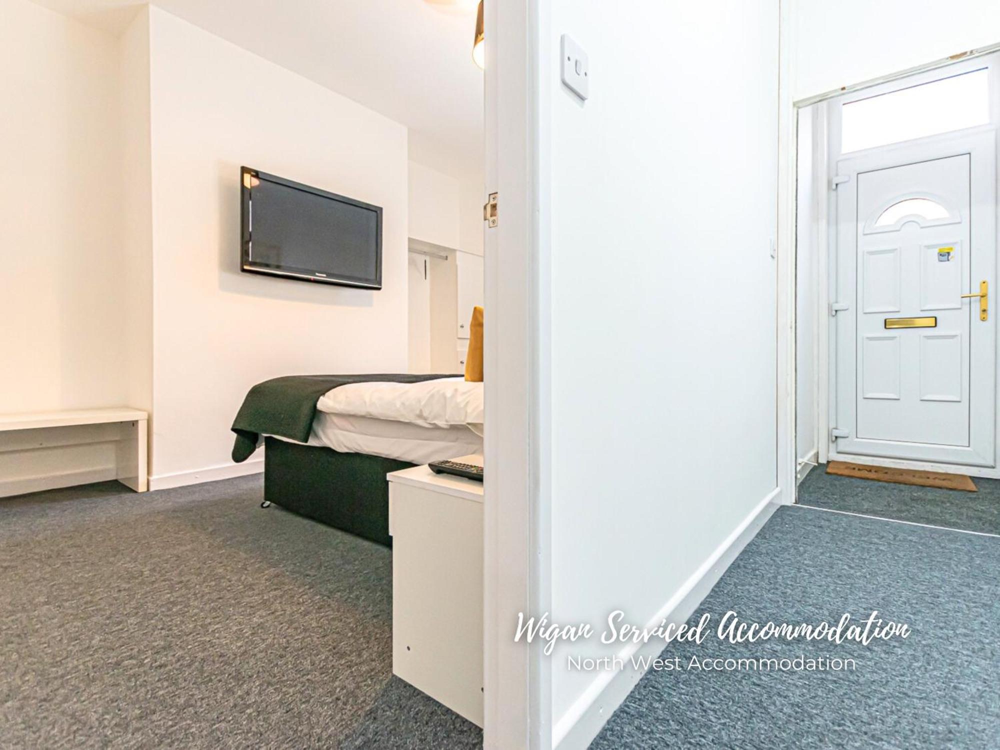 Wigan Serviced Accommodation Exterior photo
